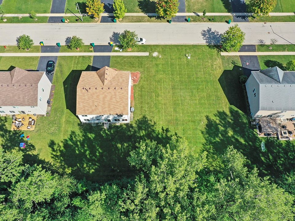 1st image of 2412 Fleetwood Dr