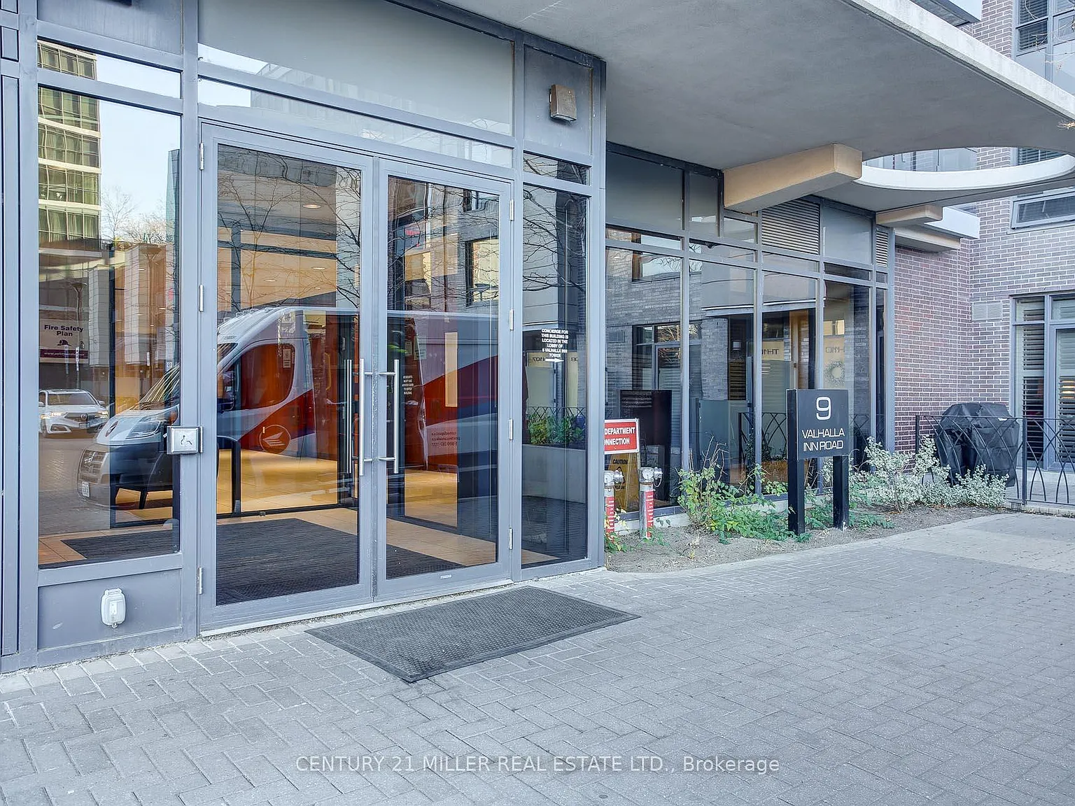 2 bed, $2,200 — Photo 2