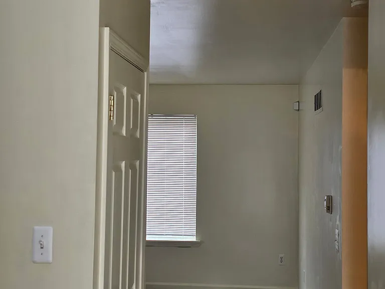 9501 Lauder St — Photo 12
