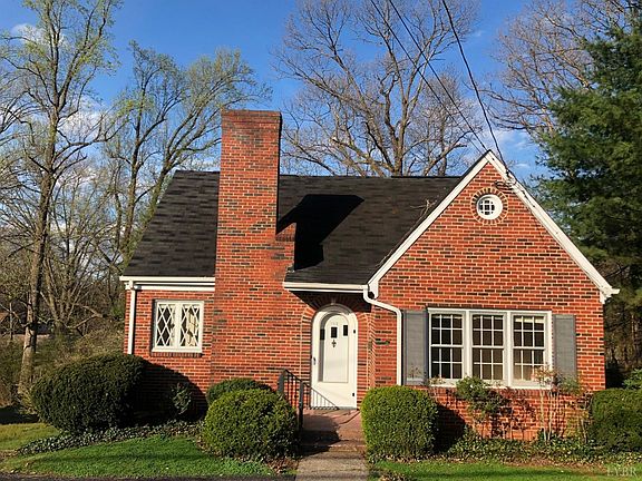 2nd image of 702 Perrymont Ave