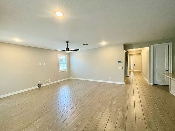 5th image of 2145 N 139th Dr