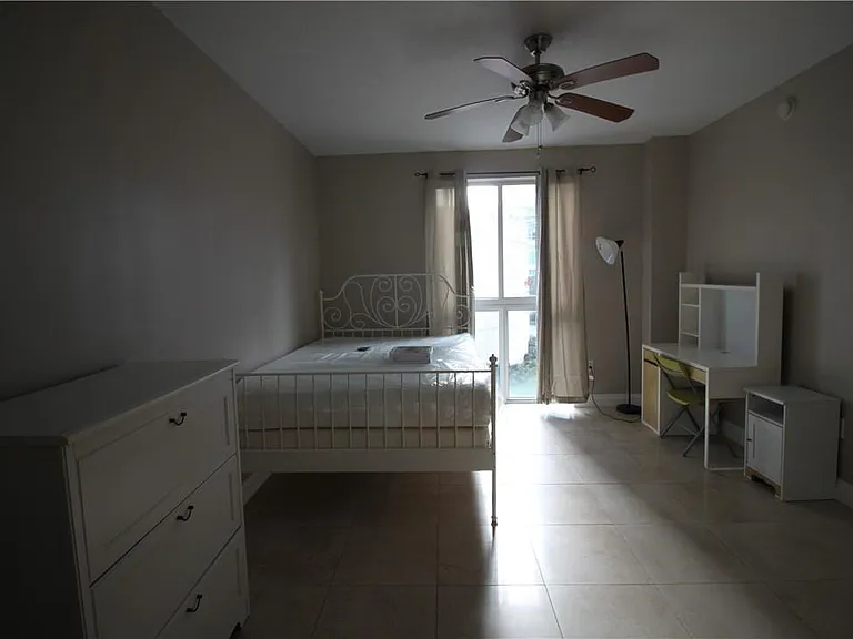 7275 SW 90th Way #211 — Photo 9