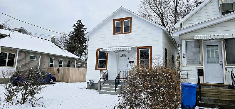 2nd image of 23 Albion Avenue