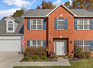 728 Mountain Pass Ln, Knoxville, TN 37923