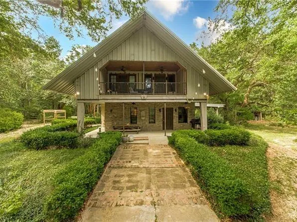 76163 Louis Quave Rd, Covington, LA 70435