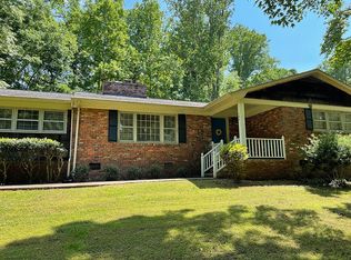 104 Fernwood Dr, Gaffney, SC 29340