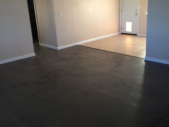4th image of 32748 Amarylis St