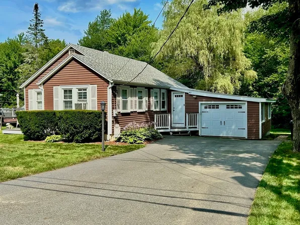 40 Chapel St, Holden, MA 01520