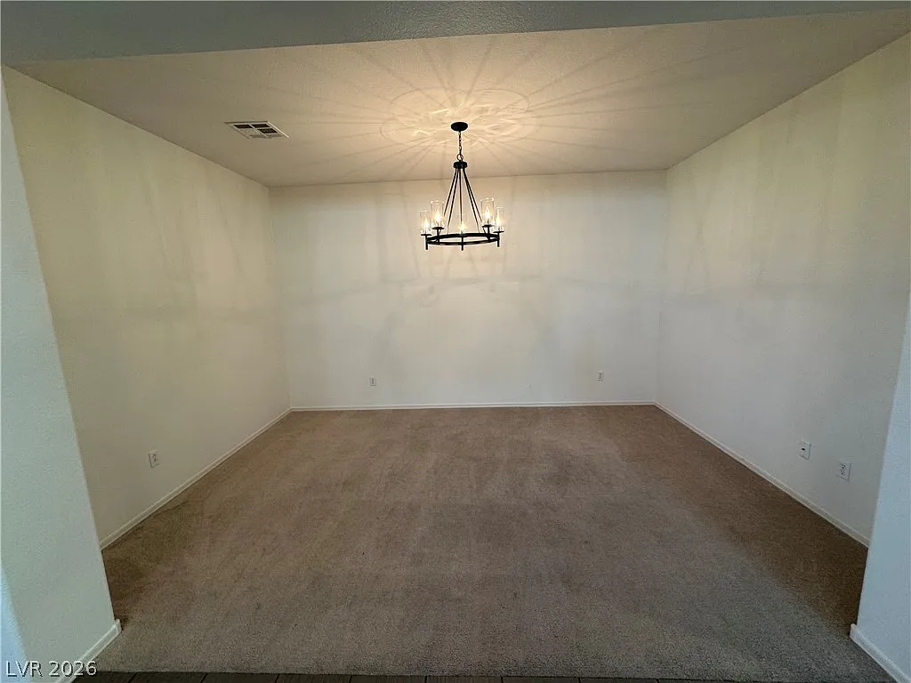 4 bed, 3.0 bath, 3391 sqft, $3,775 — Photo 4