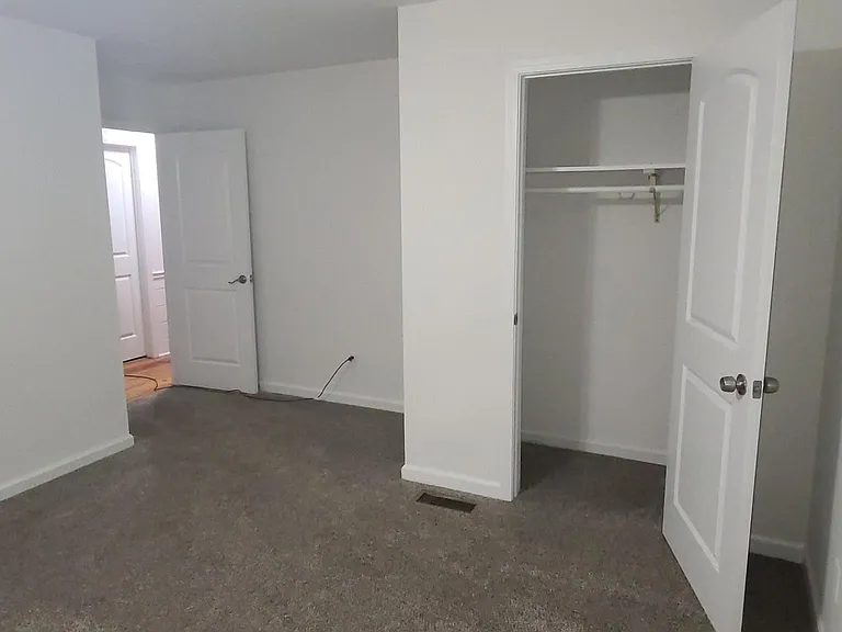 3928 Butterfield Dr NW — Photo 20