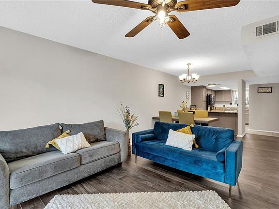 2nd image of 310 Bogie Dr #310