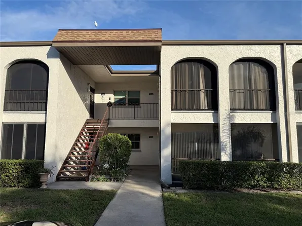 7701 Starkey Rd APT 703, Seminole, FL 33777