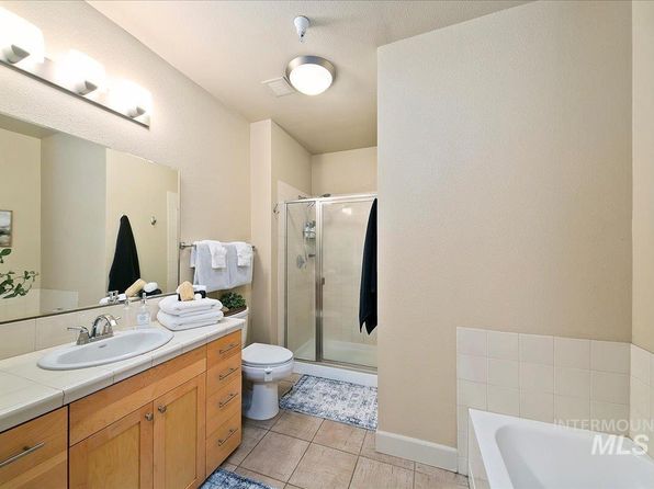 boise-idaho-249549137 picture