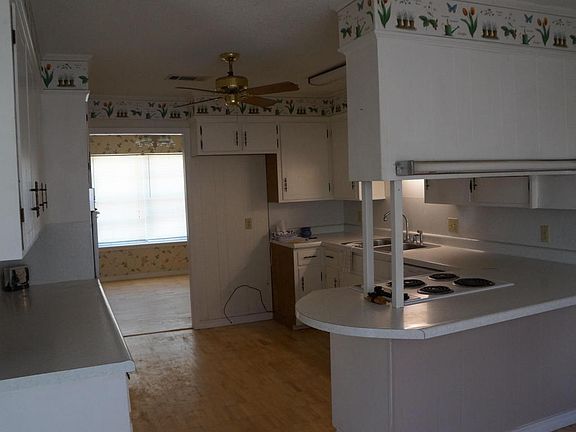 5th image of 408 S Arlington Ave