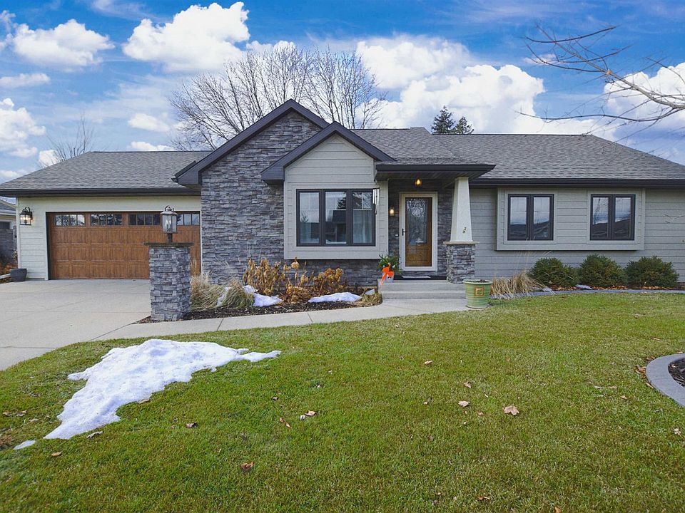 1st image of 1383 Pinehurst Ln