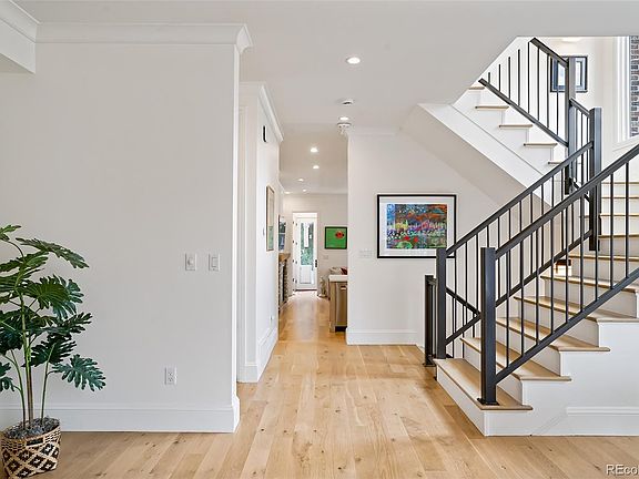 4th image of 1094 S Race Street