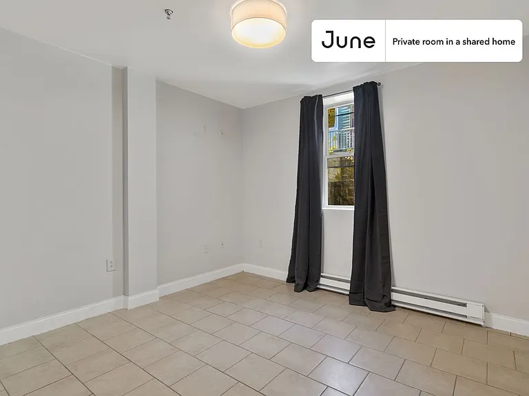 48 Dudley Pl #E — Photo 2