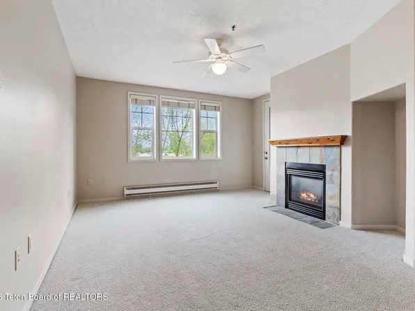 1325 S Highway 89 APT 218, Jackson, WY 83001