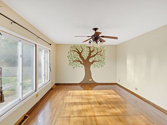 5th image of 1452 Circle Dr