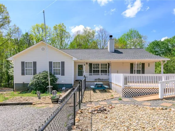 533 Tuckers Grove Rd, Statesville, NC 28625