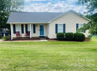 2914 Alexis Renee Ct, Newton, NC 28658