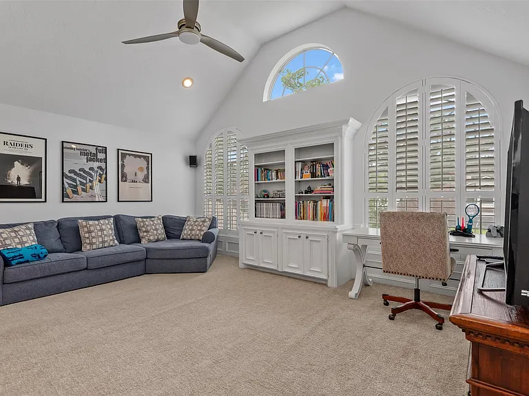 1811 Wild Plum Ct — Photo 24