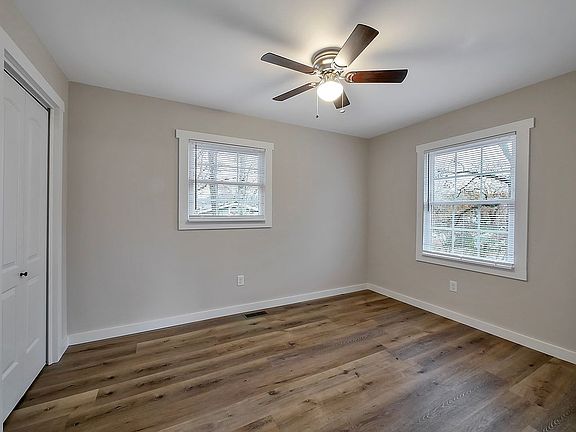 2nd image of 5402 Haven Cir