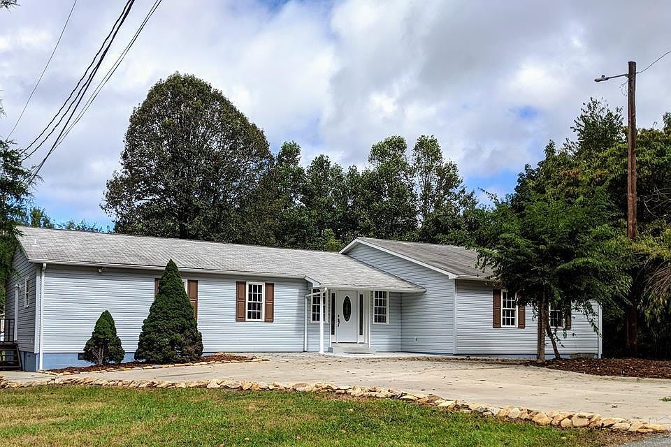 1st image of 2041 Skyland Dr
