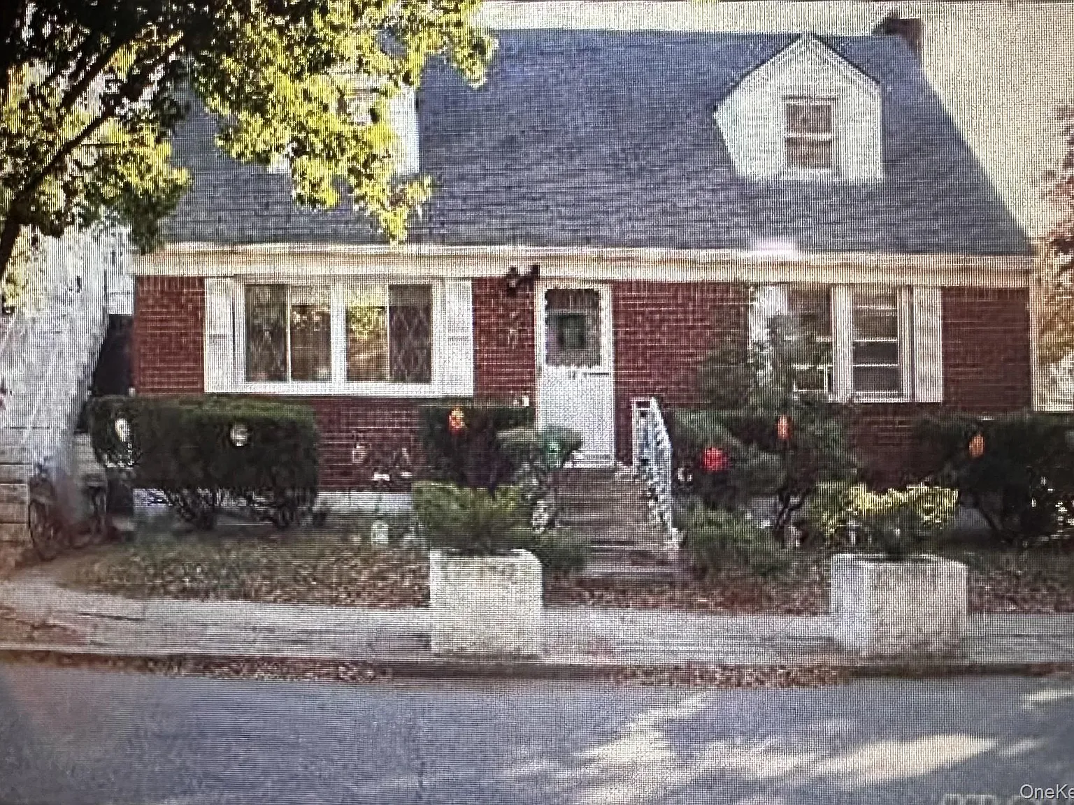 1 bed, 1.0 bath, $2,300 — Photo 1