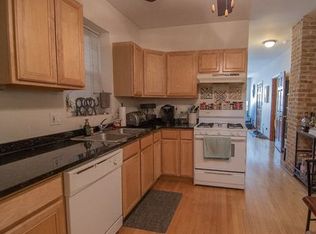 2041 N Leavitt St APT 2, Chicago, IL 60647