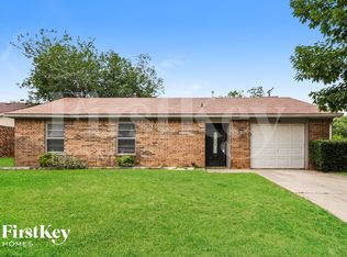 2017 Paisley St, Denton, TX 76209
