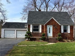 20 Unionvale Rd, Cheektowaga, NY 14225