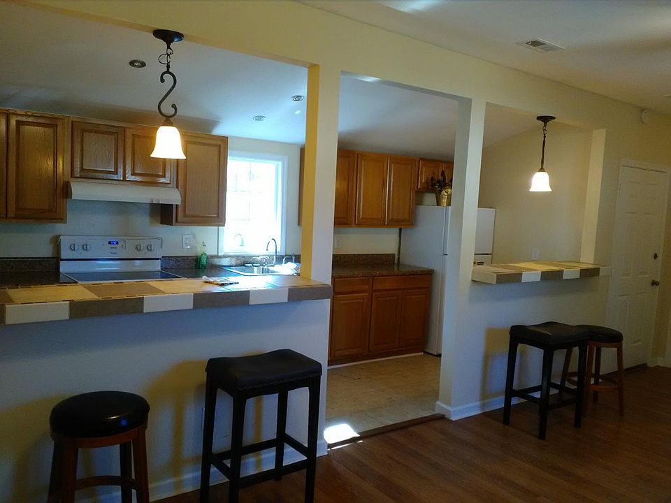 2nd image of 26 F St