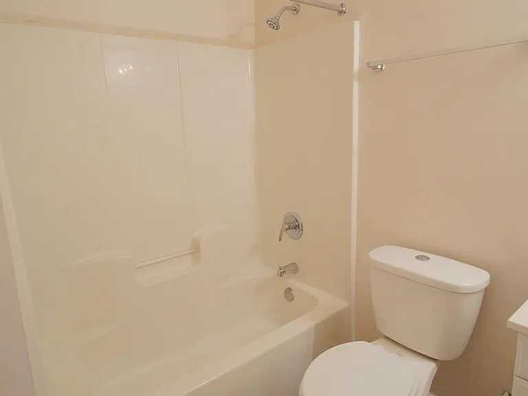 3178 N Ridge Rd #1 — Photo 23