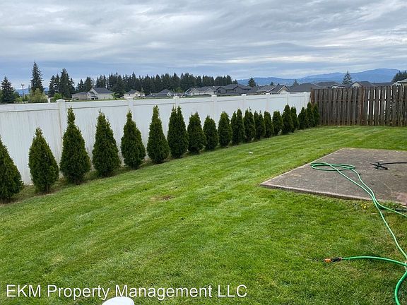 4th image of 8305 NE 163rd Ave