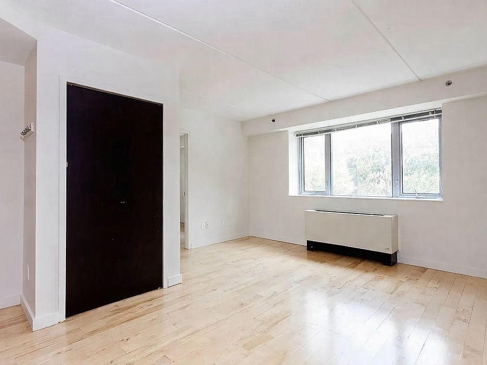 1st image of 1810 3rd Ave APT B2c