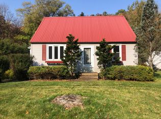 1183 Green River Rd, Williamstown, MA 01267