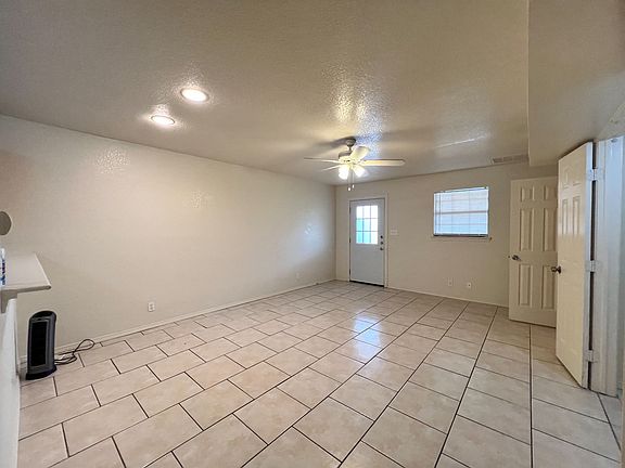4th image of 19963 Fm 306 Unit D