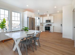 55 Monk St #2B-2BA-1000SQFT, Stoughton, MA 02072