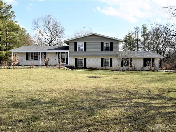 4055 Cedar Hills Ave, Springfield, OH 45504