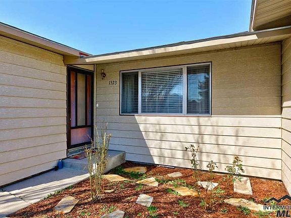 2nd image of 1523 Missoula Way