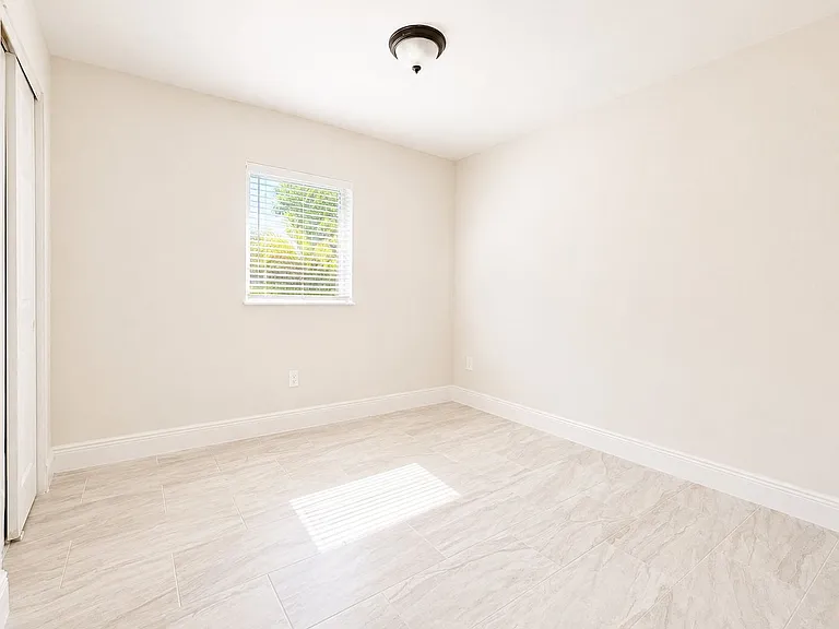 3425 South St — Photo 7