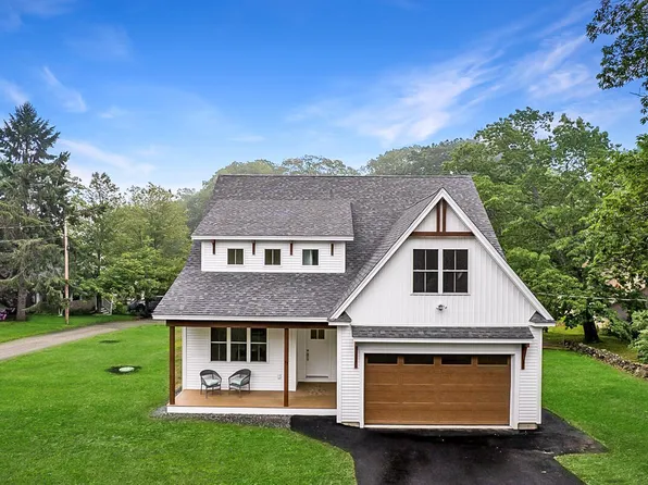 75 Main Street, York, ME 03909
