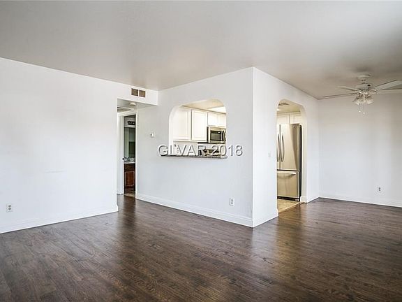 3rd image of 1711 Bluegill Way Unit A