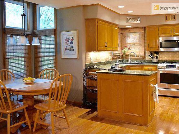 Breakfast area with lots of natural light adjacent to patio.