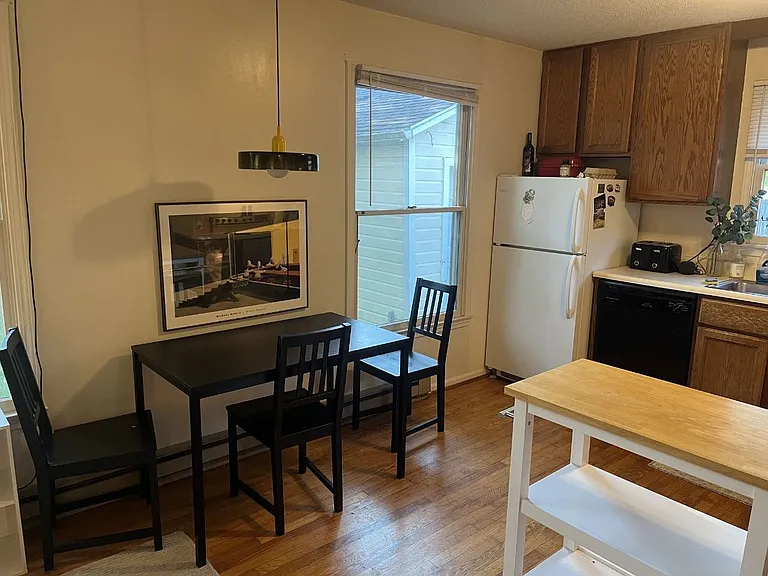 785 N Maple Rd #B — Photo 3