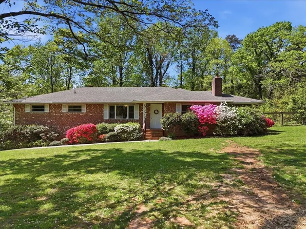 160 Denton St, Columbus, NC 28722