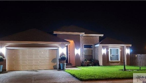 2nd image of 4922 Westgate Cir N #1