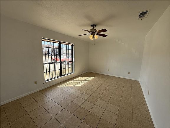 3rd image of 3907 Charolais Dr #B