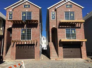 95 W 55th St, Bayonne, NJ 07002